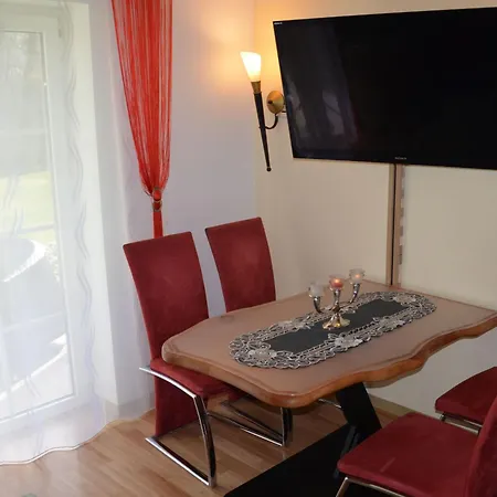 Candle Light - Zwei Mit Netter Sonnenterrasse